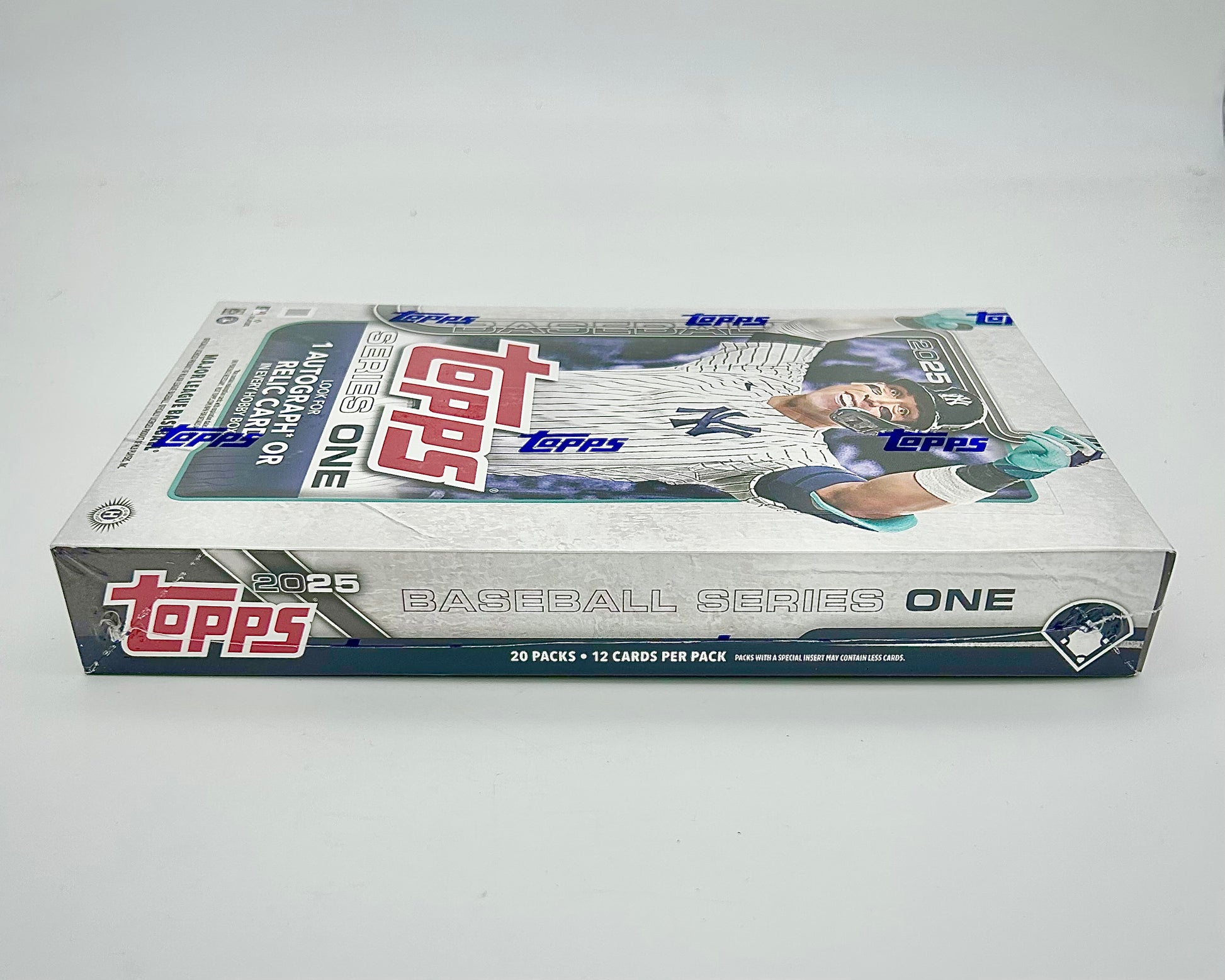 2025 Topps Series 1 Baseball Hobby Box