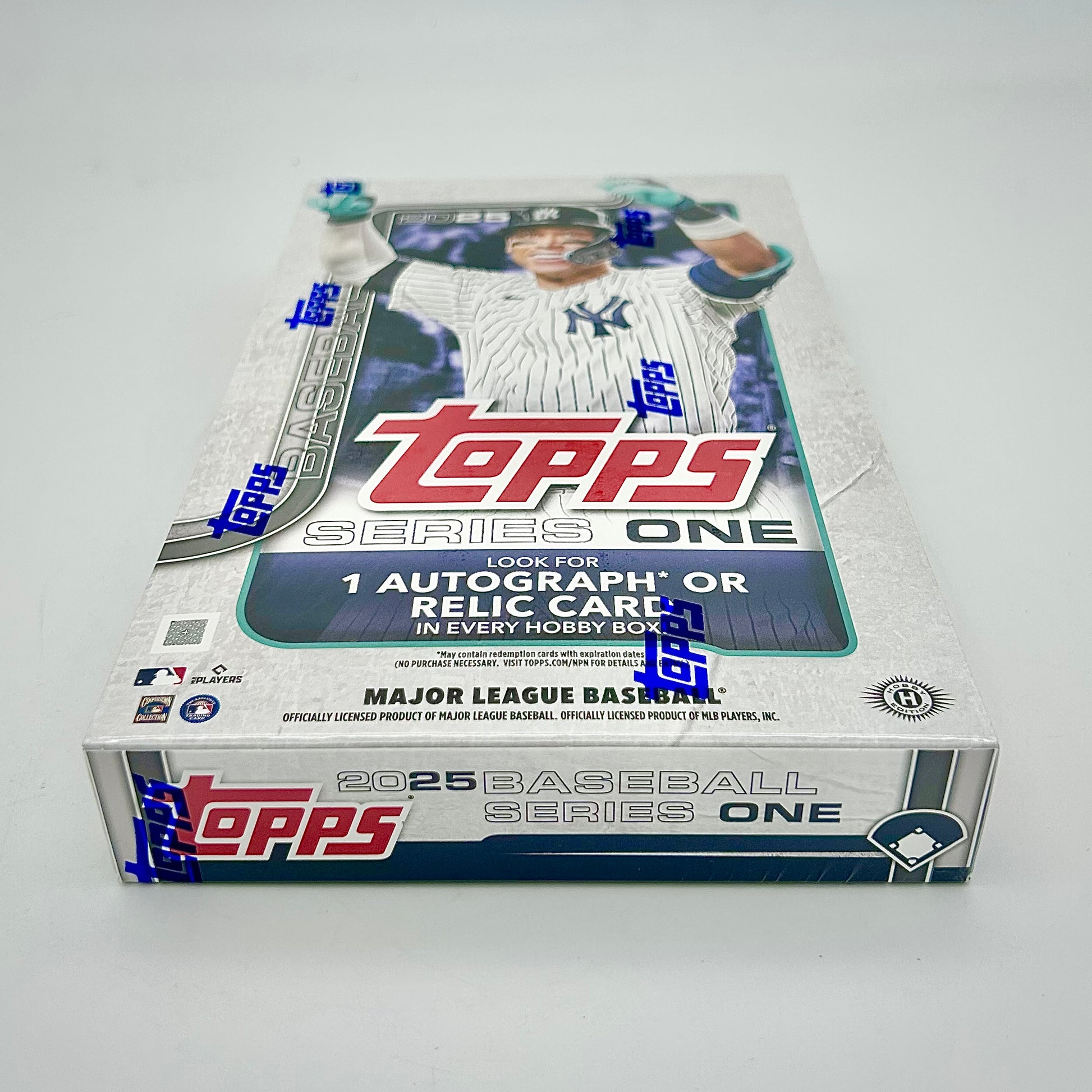 2025 Topps Series 1 Baseball Hobby Box