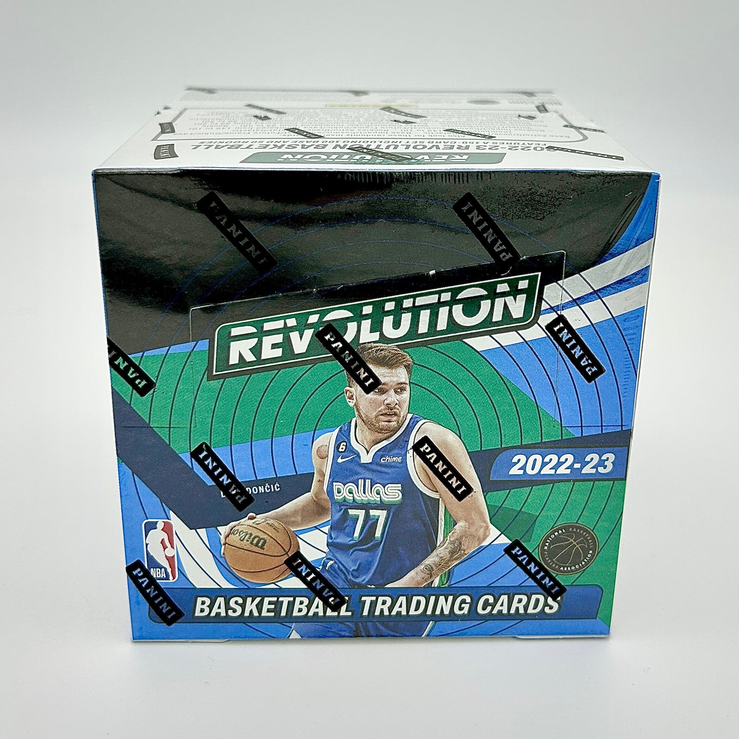 2022-23 Panini Revolution Basketball Hobby Box