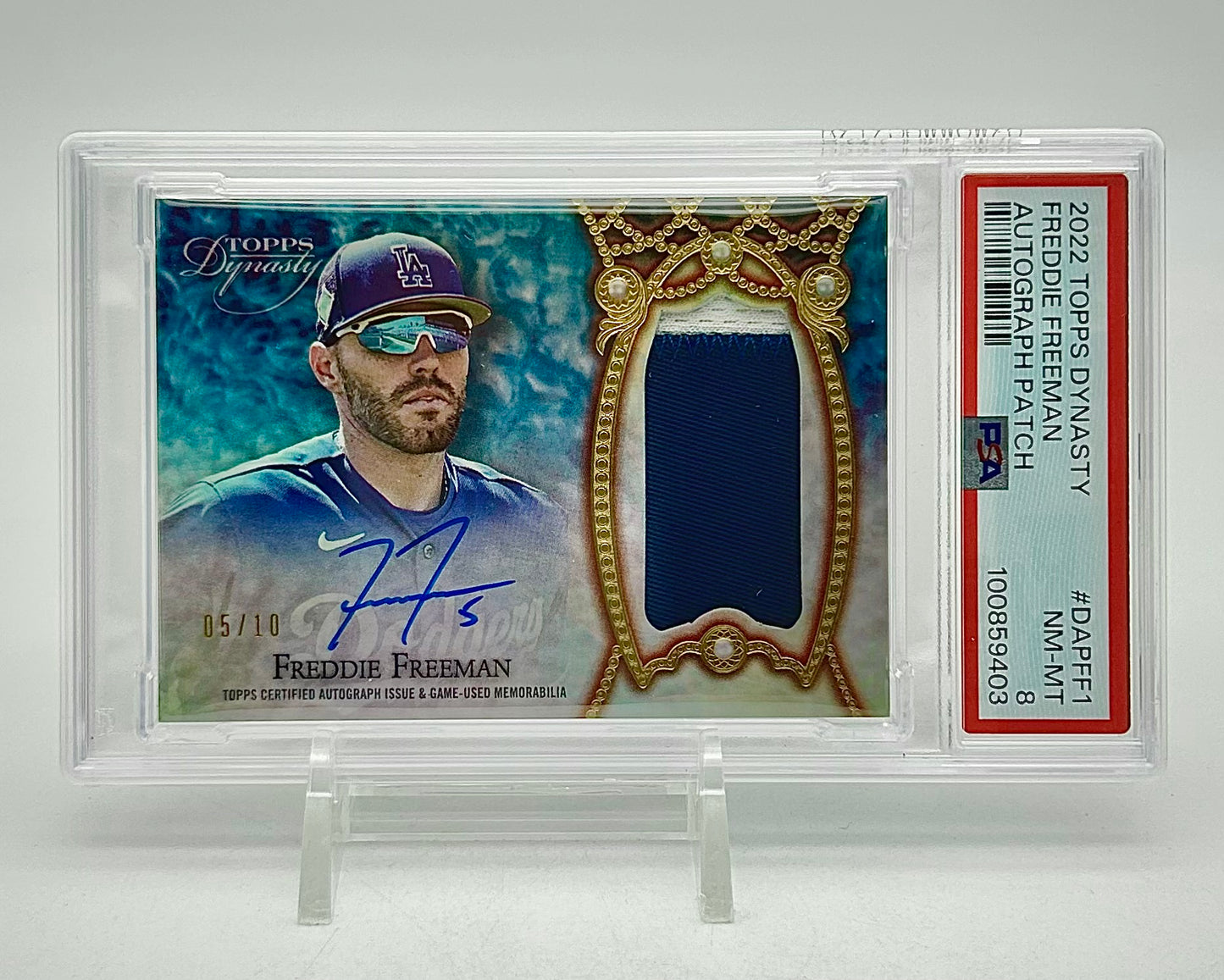2022 Topps Dynasty Autographed Patch 05/10: #DAP-FF1 Freddie Freeman (PSA 8)